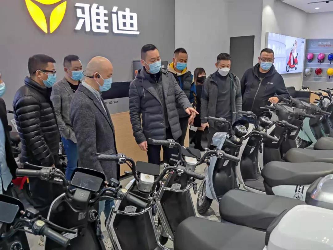 <b>董经贵带队高管调研市场，用实干作风带领雅迪迈向更伟大的征途！</b>