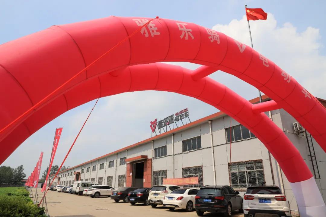 <b>首付9999元，首提98辆只是开胃菜，还有巨大福利！</b>