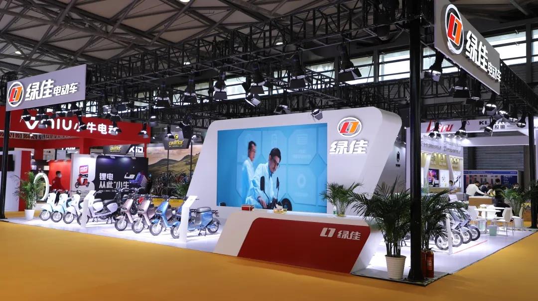 <b>抢滩登陆，无限火力！绿佳豪华产品阵容闪耀中国展！</b>