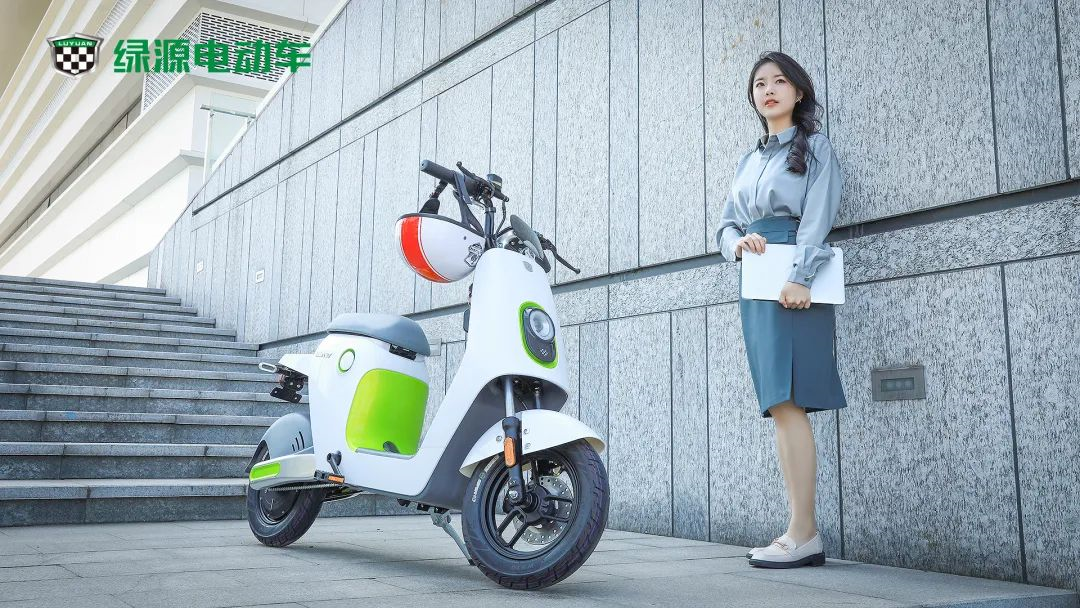 <b>三大法宝成就「爆品战略」，绿源再现全国抢购热潮，全面征服终端市场！</b>