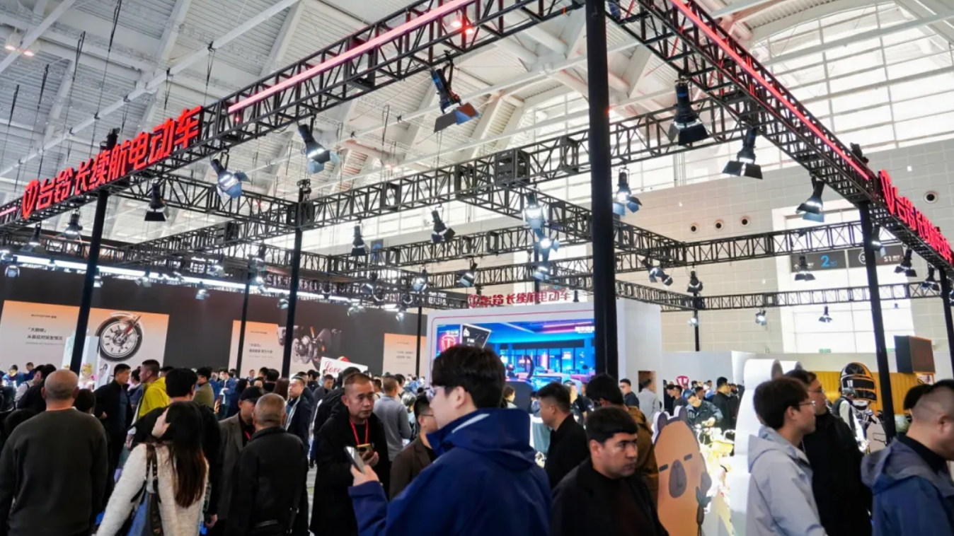 台铃携AG和平精英热血引爆天津展，借跨界玩法激活年轻化势能